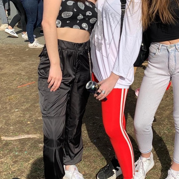 High Waisted Black Satin Joggers with Chain - Picture 5 of 5